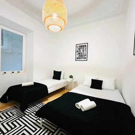 Luxury Spacious Flat In Lisbon, Ideal For Tourists アパート リスボン