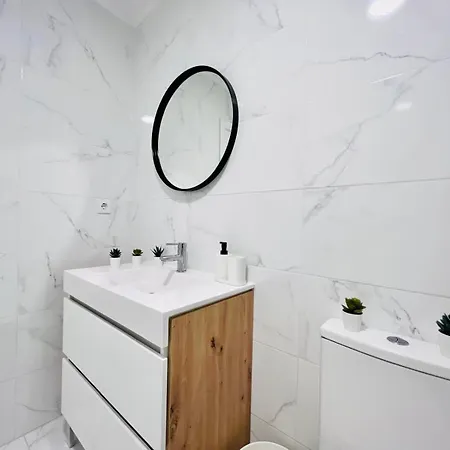 Apartmán Luxury Spacious Flat In Lisbon, Ideal For Tourists *