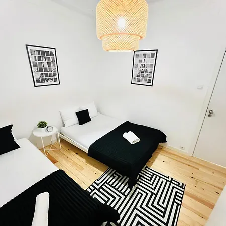 Apartmán Luxury Spacious Flat In Lisbon, Ideal For Tourists *