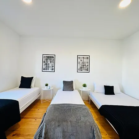 Luxury Spacious Flat In Lisbon, Ideal For Tourists * Lisboa