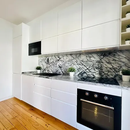 Luxury Spacious Flat In Lisbon, Ideal For Tourists Appartement *