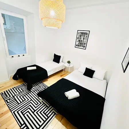 Luxury Spacious Flat In Lisbon, Ideal For Tourists Lisboa