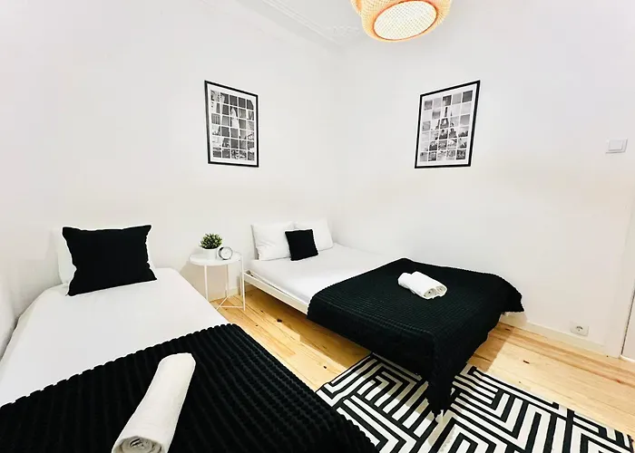 Luxury Spacious Flat In Lisbon, Ideal For Tourists Apartament