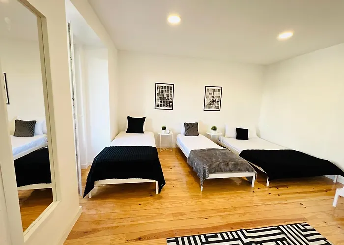 Luxury Spacious Flat In Lisbon, Ideal For Tourists * Lizbona