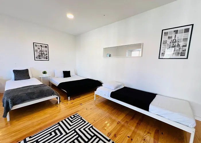 Luxury Spacious Flat In Lisbon, Ideal For Tourists * Lizbona