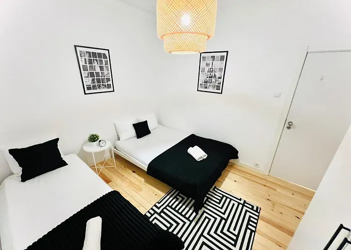 Apartament Luxury Spacious Flat In Lisbon, Ideal For Tourists *