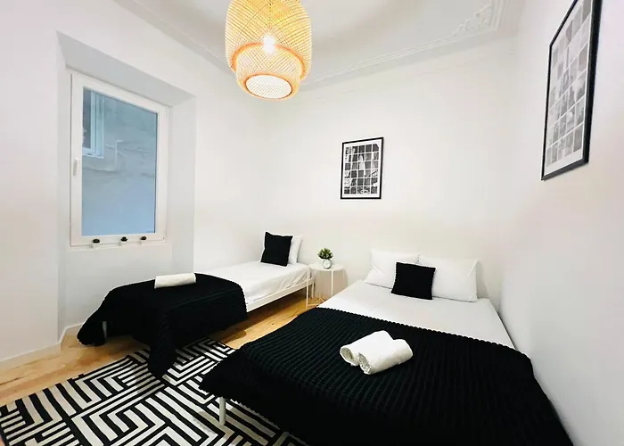 Luxury Spacious Flat In Lisbon, Ideal For Tourists Apartament Lizbona