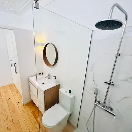 Apartment Luxury Spacious Flat In Lisbon, Ideal For Tourists Lisbon